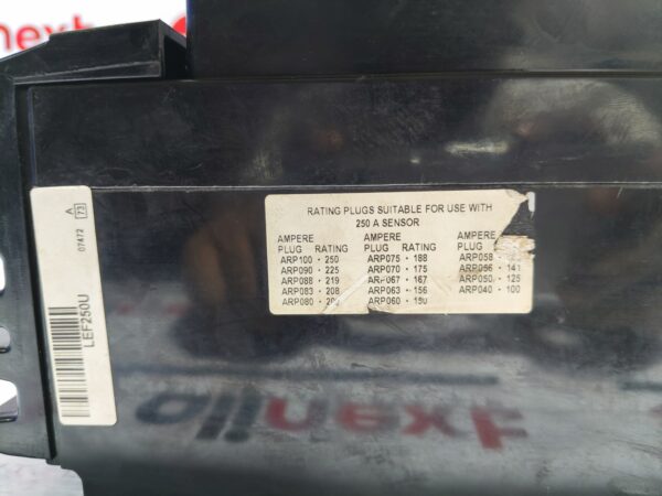 Square D LE36225LS molded case circuit breaker 250A|600 VAC