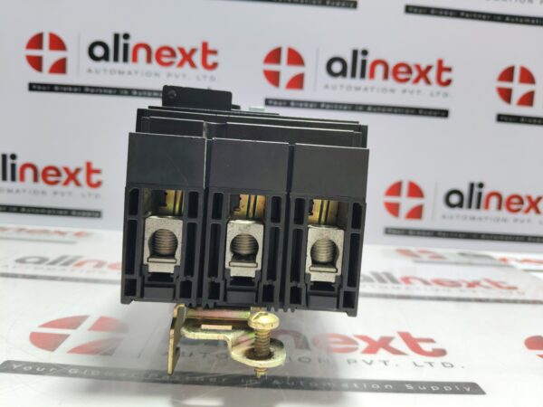 Square D PowerPact HJA36030CA H-frame molded case circuit breaker 30A