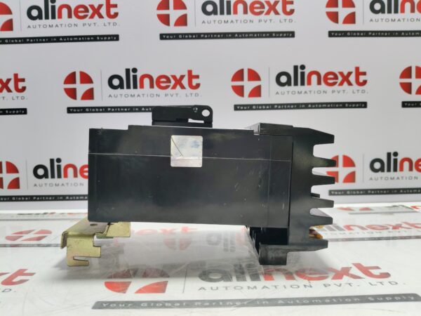 Square D QD 100 PowerPact QGA32225 molded case circuit breaker 100A | 240V |3P