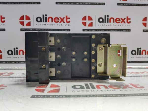 Square D QD 100 PowerPact QGA32225 molded case circuit breaker 100A | 240V |3P