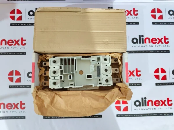 ABB 1SD A054737 R1 3-pole circuit breaker or switch Only Base