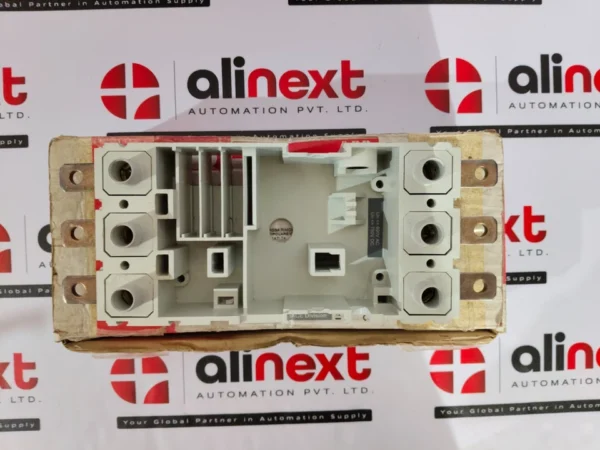 ABB 1SD A054737 R1 3-pole circuit breaker or switch Only Base