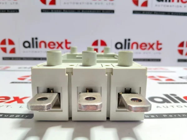 ABB 1SD A054737 R1 3-pole circuit breaker or switch Only Base