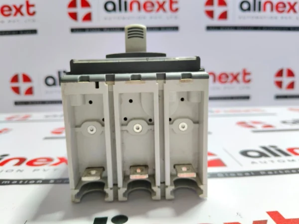 ABB SACE Tmax XT2S 160 molded case circuit breaker 690 V AC 50-60Hz