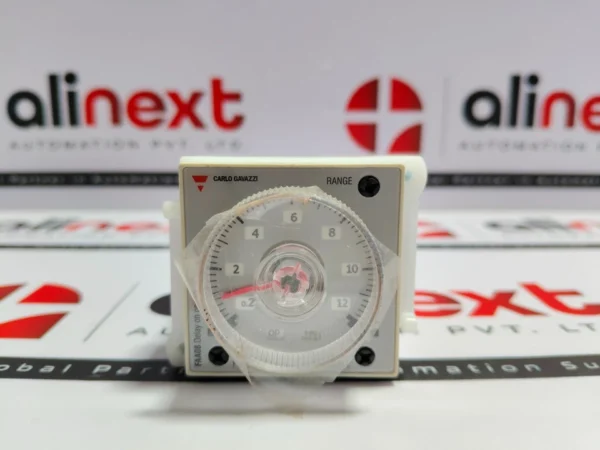 Carlo Gavazzi FAA08DW24 multifunction timer relay 12-240VAC/DC