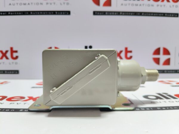 Danfoss KPS33 Pressure Switch KPS 33 060-3103