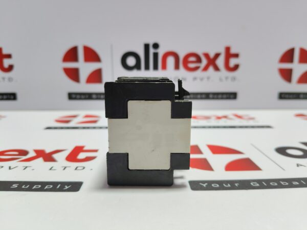 Hyundai HAB22 auxiliary contact block 750V AC|16A