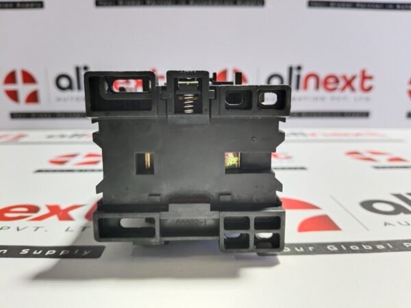 Hyundai HMC27 W11 magnetic contactor USED | Tested | Working