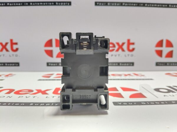 Fuji Electric SC-05 magnetic contactor 3P|690V|12A