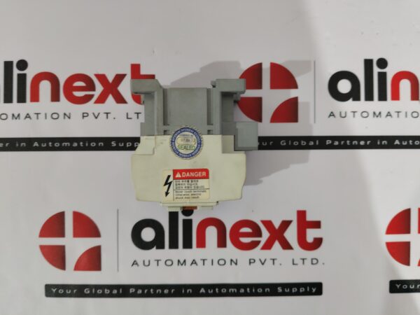 Hyundai HiMC 18 magnetic contactor Brand New | Original | Unused