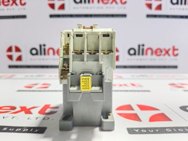 Hyundai HiMC 18 magnetic contactor Brand New | Original | Unused