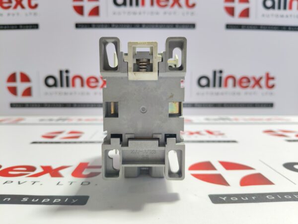 Hyundai HiMC 18 magnetic contactor Brand New | Original | Unused