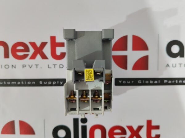 Hyundai HiMC 18 magnetic contactor USED | Tested | Working