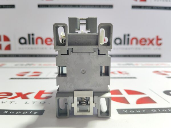 Hyundai HiMC 18 magnetic contactor USED | Tested | Working