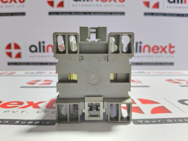 Hyundai HiMC 32 magnetic contactor Brand New | Original | Unused