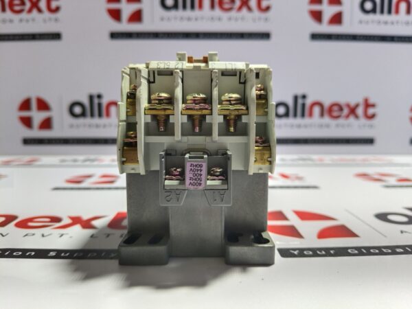 Hyundai HiMC 40 magnetic contactor Brand New | Original | Unused