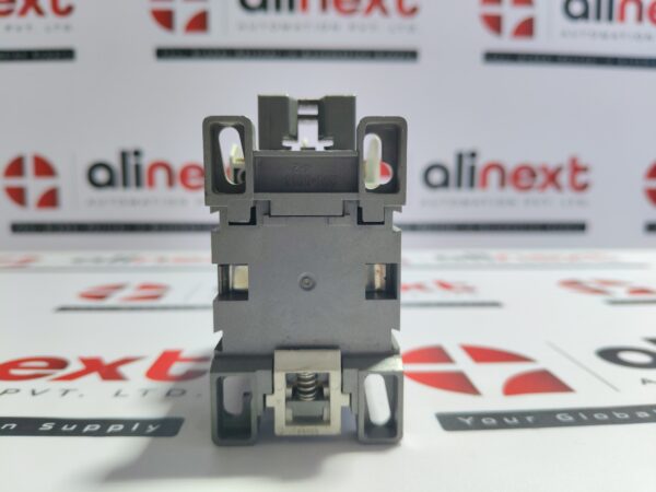 Hyundai HiMC22 Magnetic Contactor 32A 3Pole 750V Coil 220V Used | Tested | Working