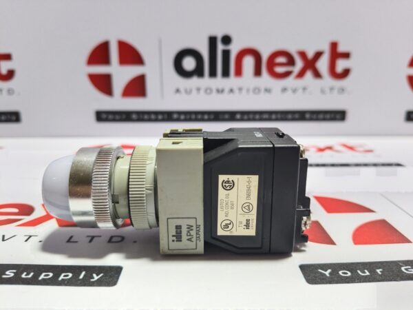 IDEC APW 858T White Push Button 86Z2