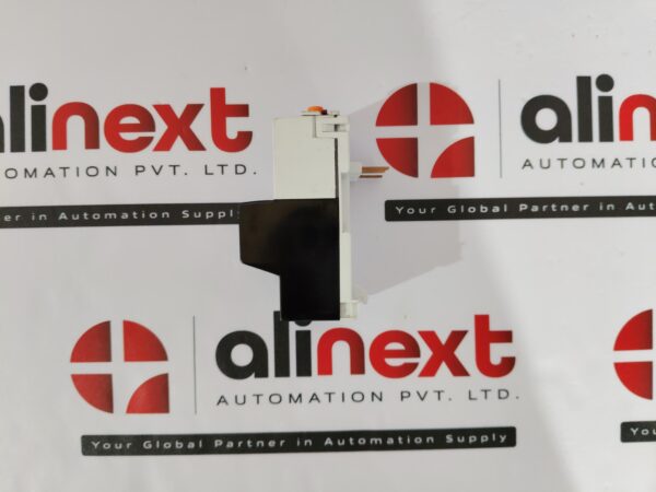 Hyundai HMX 22 control relay Brand New | Original | Unused