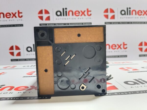 Landis & Gyr LAL2.25 universal oil burner control unit| USED | Tested | Working