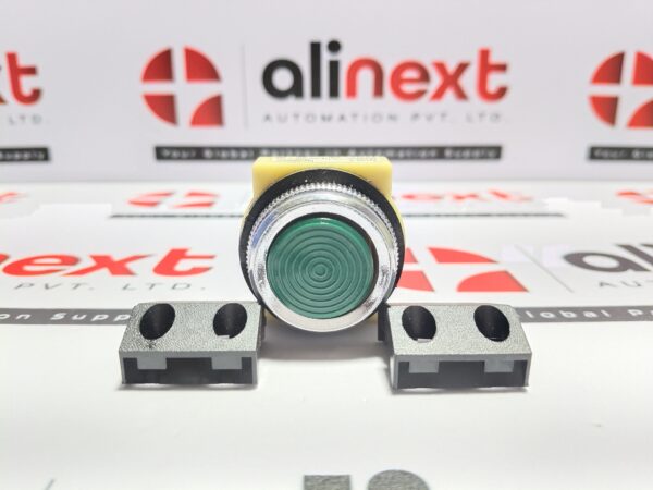 Lot of 5x Fuji Electric AH30 Command Switch AH30-F G 10 Green Push Button