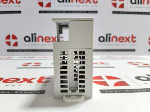 Mitsubishi electric FX5-8EYT/ESS programmable logic controller | USED | Tested | Worki