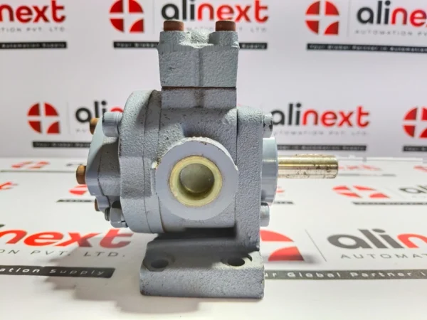 NOP Nippon Oil Pump TOP-203HBE Trochoid Pump with 2VB 4L TOP-203HB