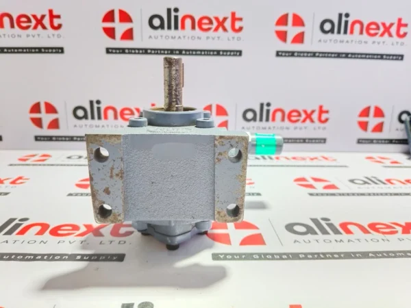 NOP Nippon Oil Pump TOP-203HBE Trochoid Pump with 2VB 4L TOP-203HB