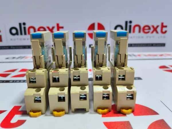 Omron G2R-2-SNI(S) Relay with 1483EW DIN-rail Socket Base G2R-2-SN1(S)