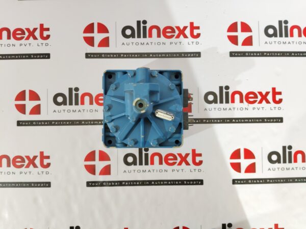 Rexroth 3460565500 pneumatic E/P converter/regulator.