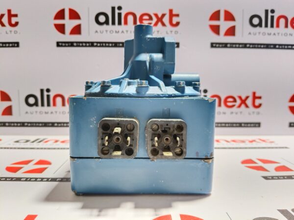 Rexroth 3460565500 pneumatic E/P converter/regulator.