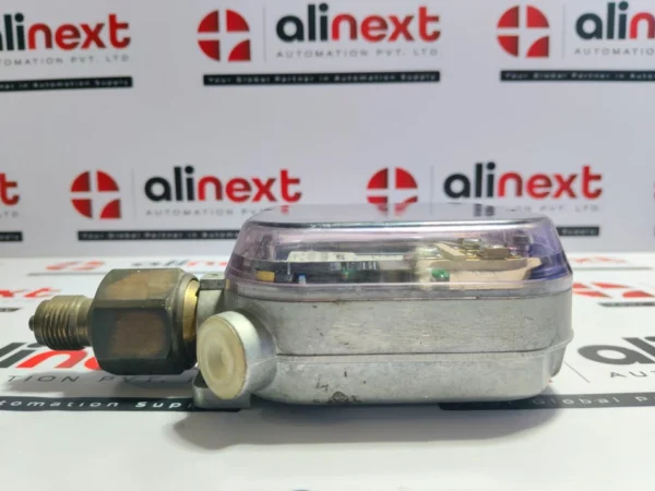 Sauter DFC17B76 F001 Pressure Switch 250V Max. Pressure 40bar