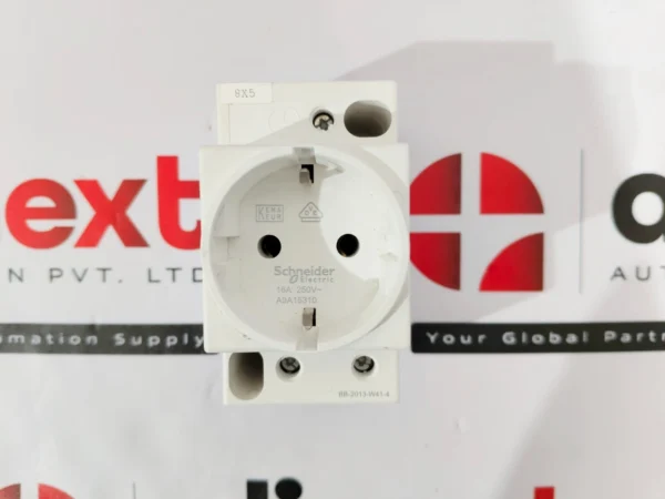 Schneider Electric Acti9 iPC A9A15310 DIN rail modular power socket 16A 250V