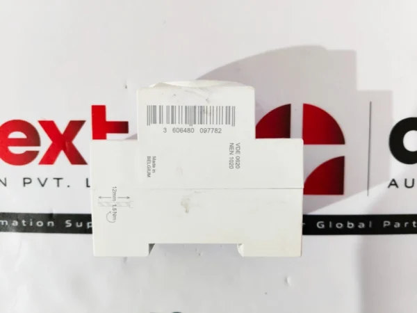 Schneider Electric Acti9 iPC A9A15310 DIN rail modular power socket 16A 250V