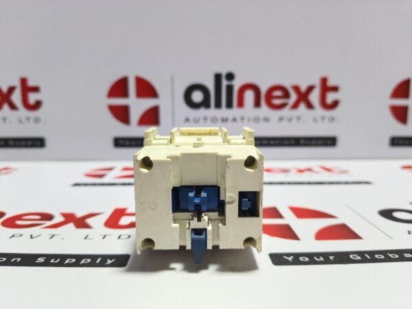 Schneider Electric LADR4 TeSys D time delay auxiliary contact block 10A|690V