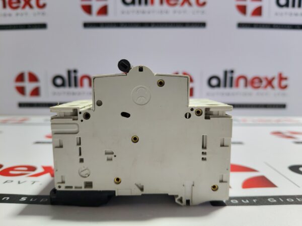 General Electric G63 3-pole miniature circuit breaker USED | Tested | Working