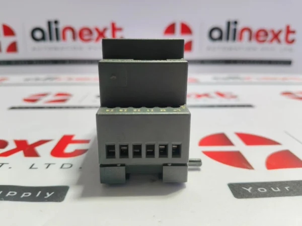 Siemens 6ED1 055-1MB00-0BA1 LOGO! DM8 12/24R expansion module DC 12/24V