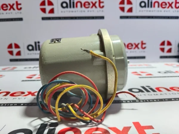 Tamagawa TS12N9E11 No.7376 Synchro Motor 100-110V/50-60Hz