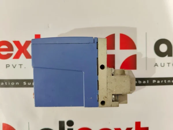 Telemecanique Nautilus XMLA020A2S11 Pressure switch