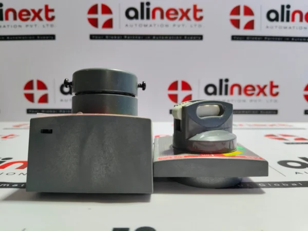  ABB SACE Tmax 1SDA069055R1 circuit breaker rotary handles