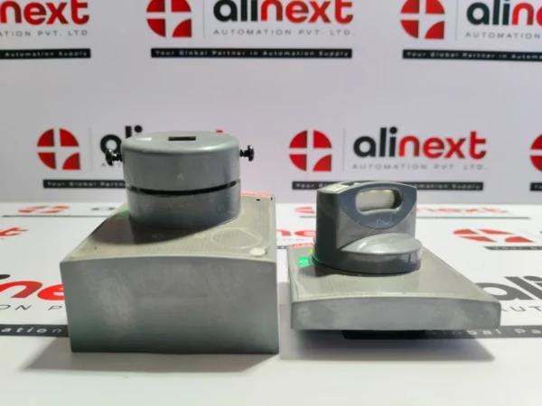  ABB SACE Tmax 1SDA069055R1 circuit breaker rotary handles