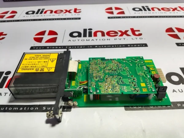 Azbil Corporation J-SRV90X-122-1 temperature transmitter 24V 4~20mA