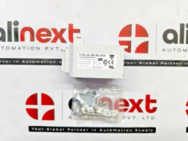 Carlo Gavazzi CTD-2X.300.5A solid core current transformer