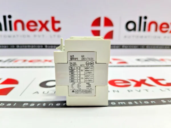 Hyundai HAC 40R auxiliary contact block