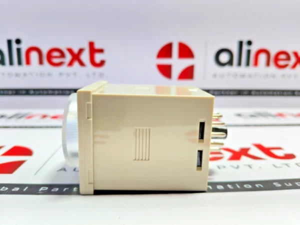 Omron H3CR-A solid-state multi-functional timer relay 0 to 1.2 min