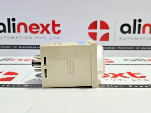 Omron H3CR-A solid-state multi-functional timer relay 0 to 12 sec