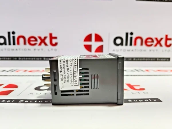 Omron H7CX-R11D1-N digital tachometer