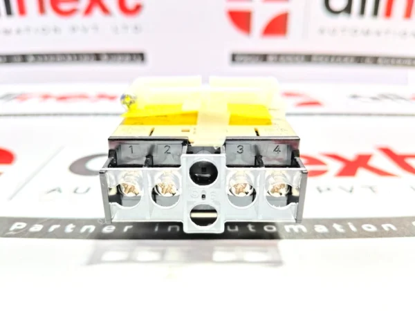 Omron H7ET-N self-powered time counter