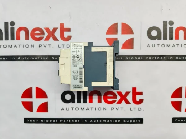 Schneider Electric CAD32BD control relay 24VDC