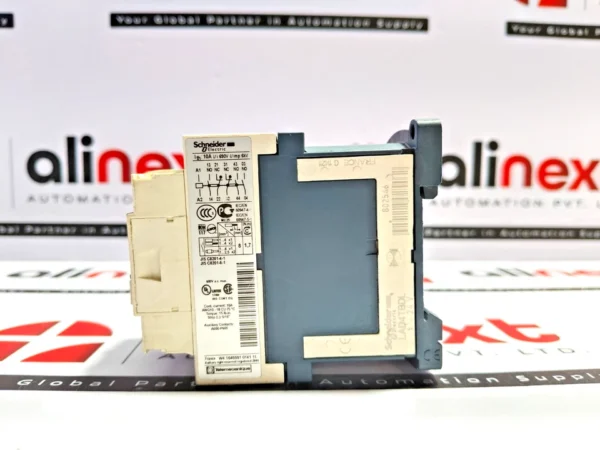 Schneider Electric CAD32BD control relay 24VDC